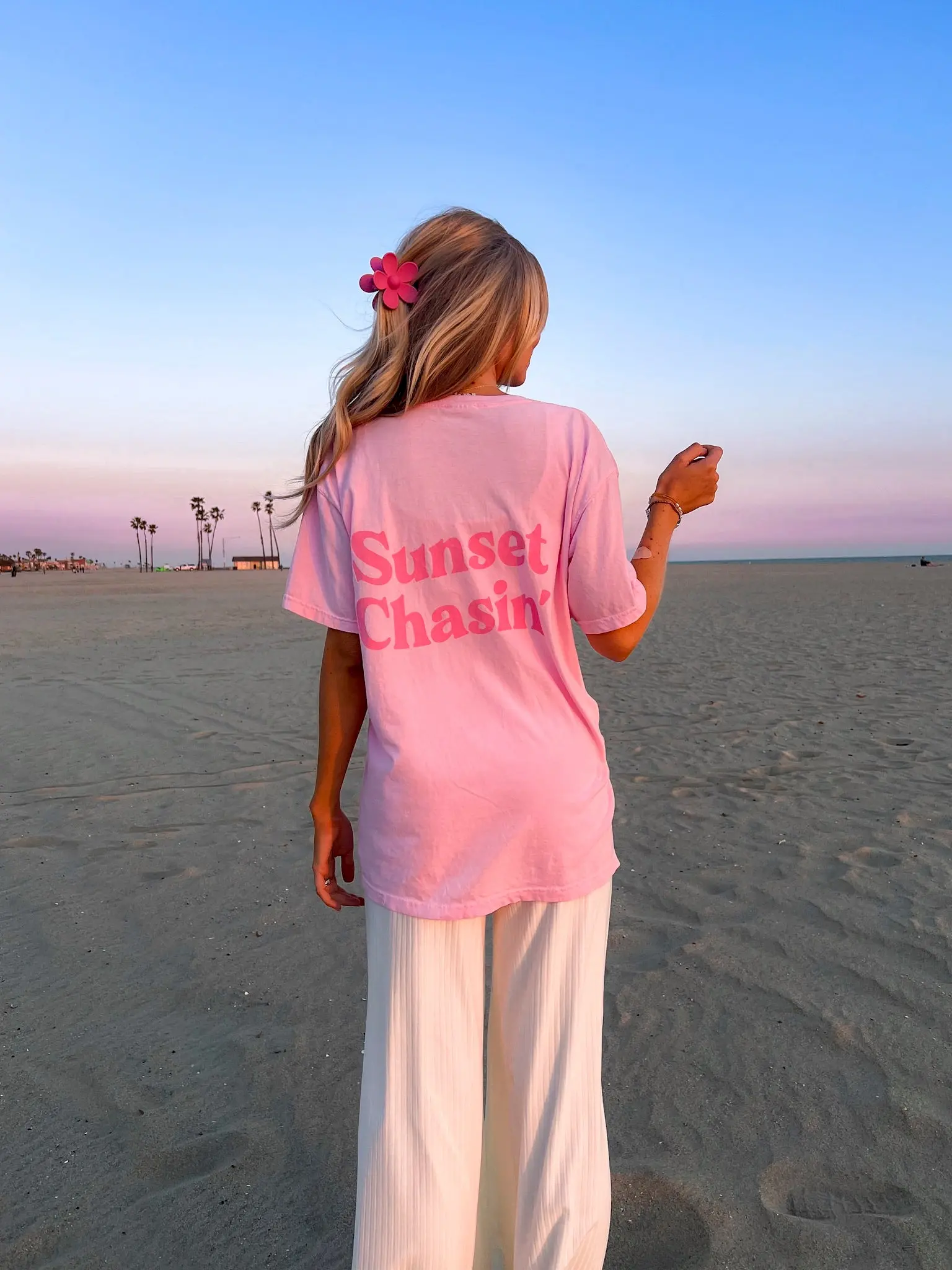 Sunset Chasin Comfort Colors Tee - Image 10