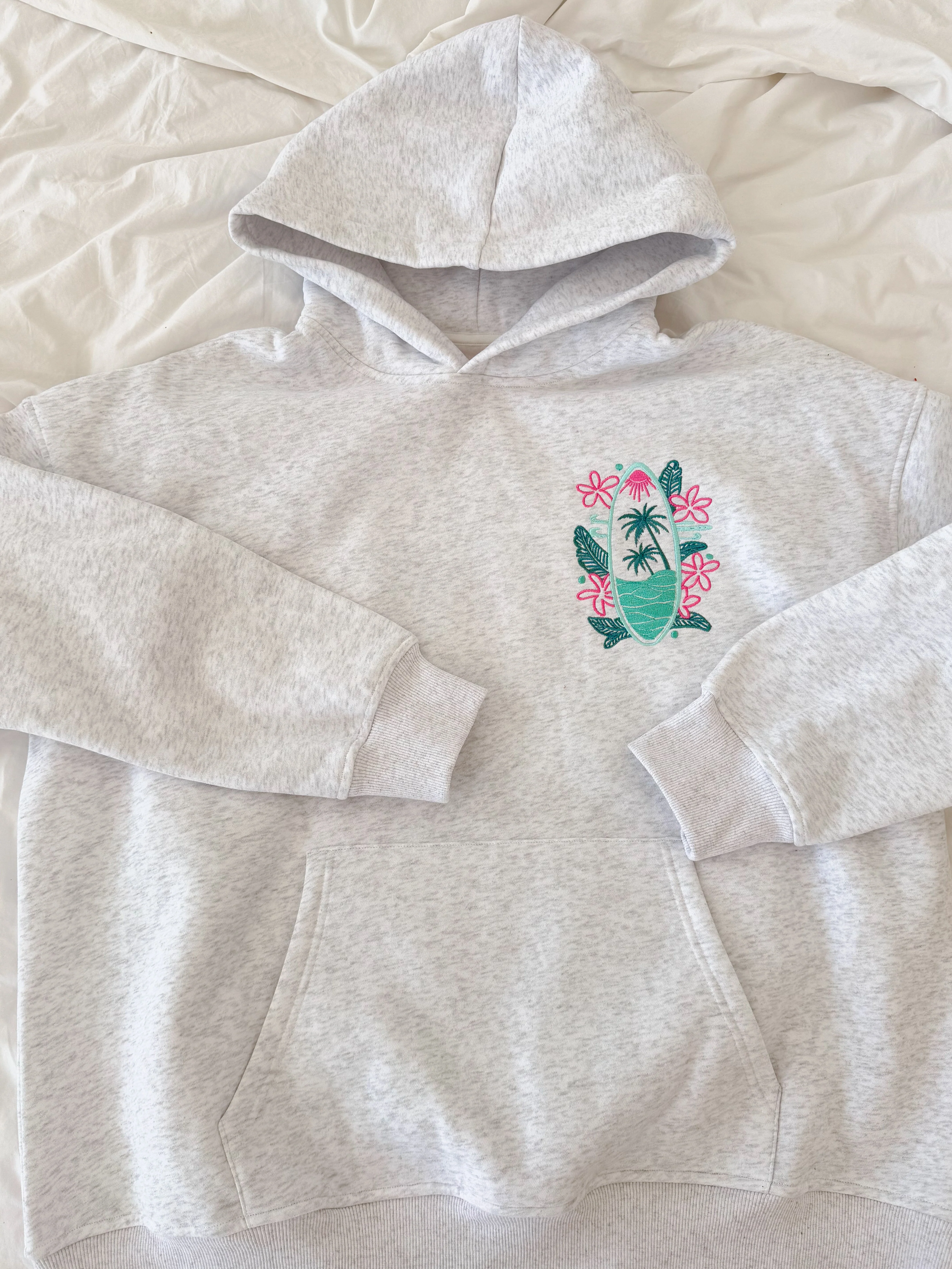 Pearl Grey Surfing The Waves Embroider Hoodie - Image 10