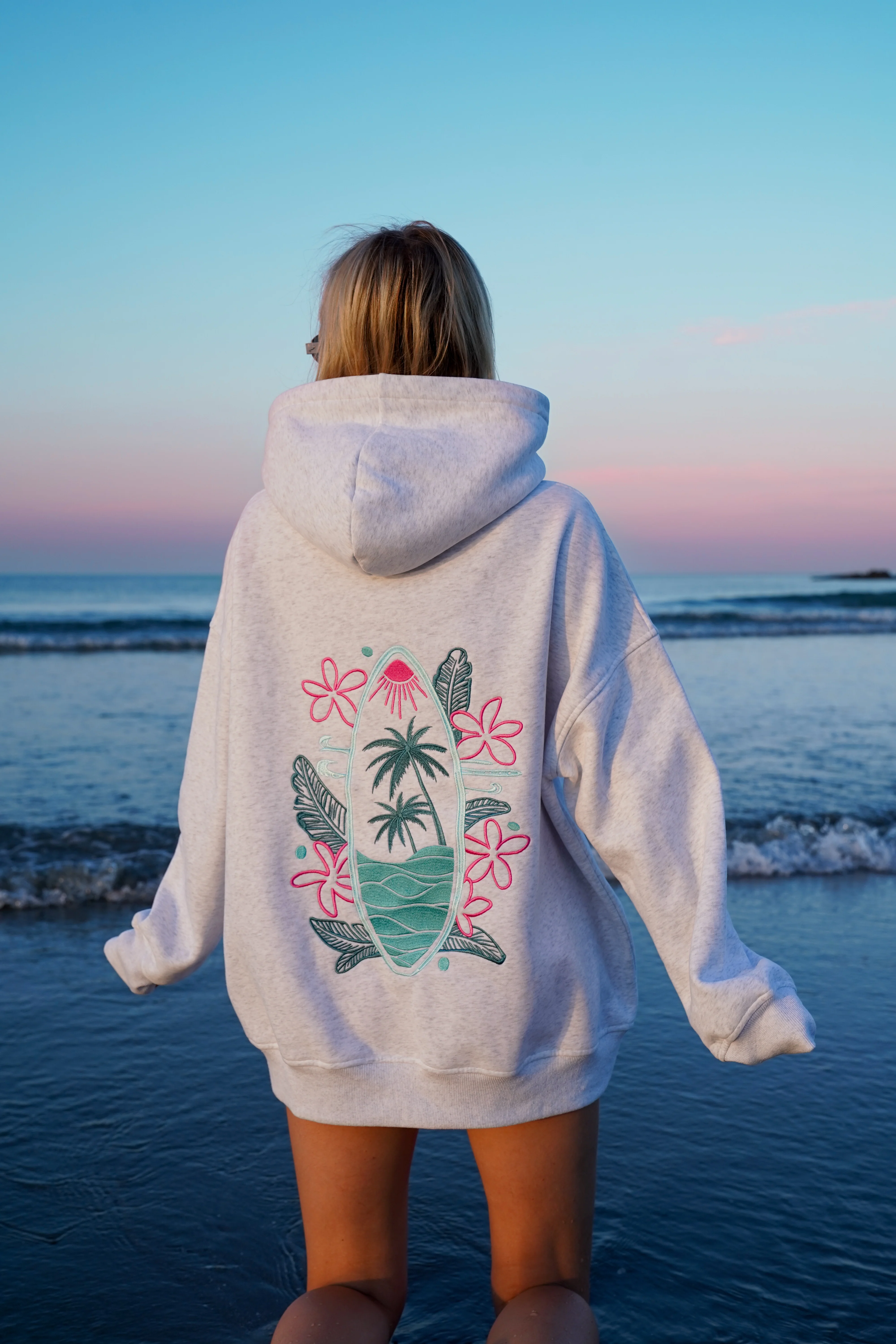 Pearl Grey Surfing The Waves Embroider Hoodie - Image 19