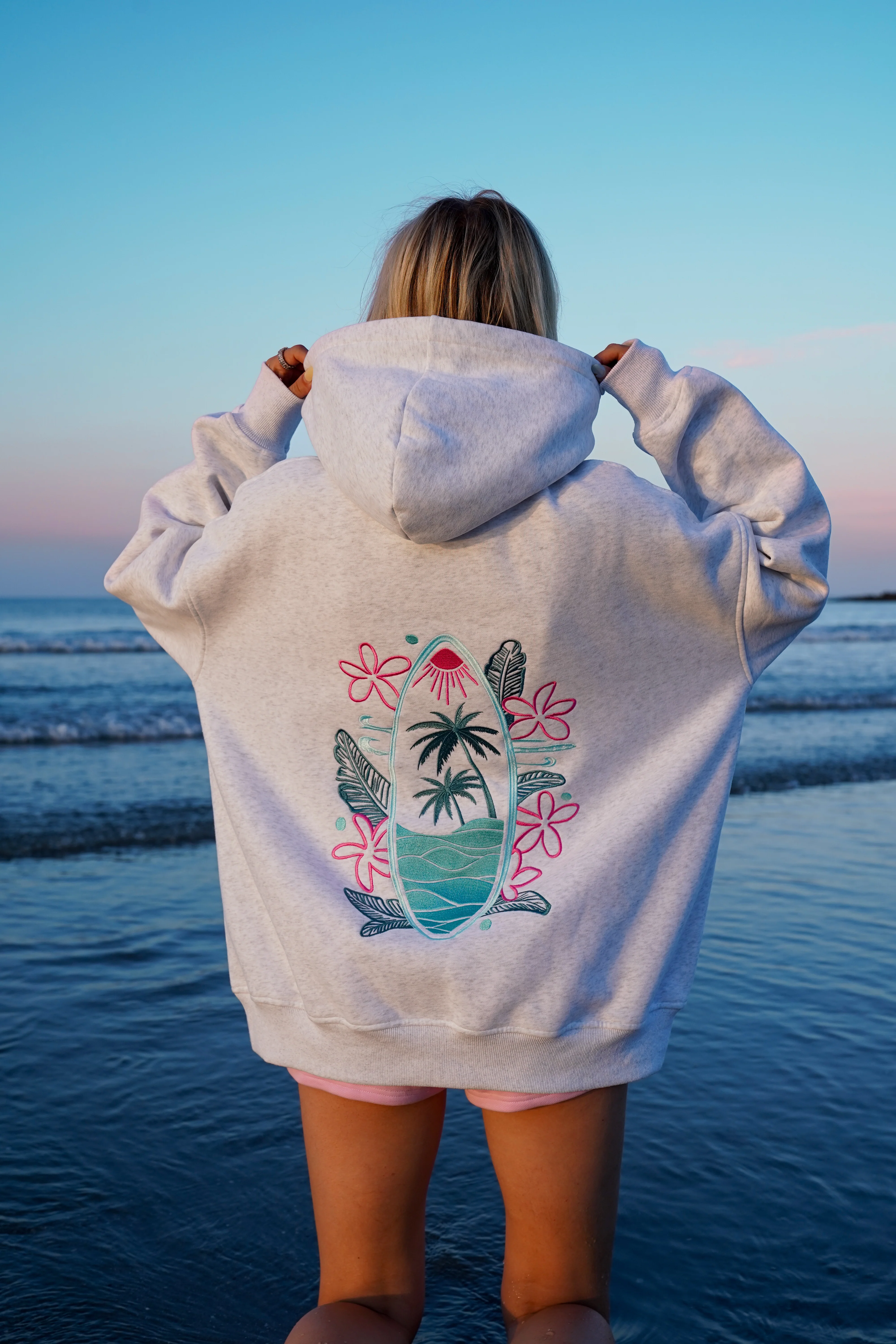 Pearl Grey Surfing The Waves Embroider Hoodie - Image 3