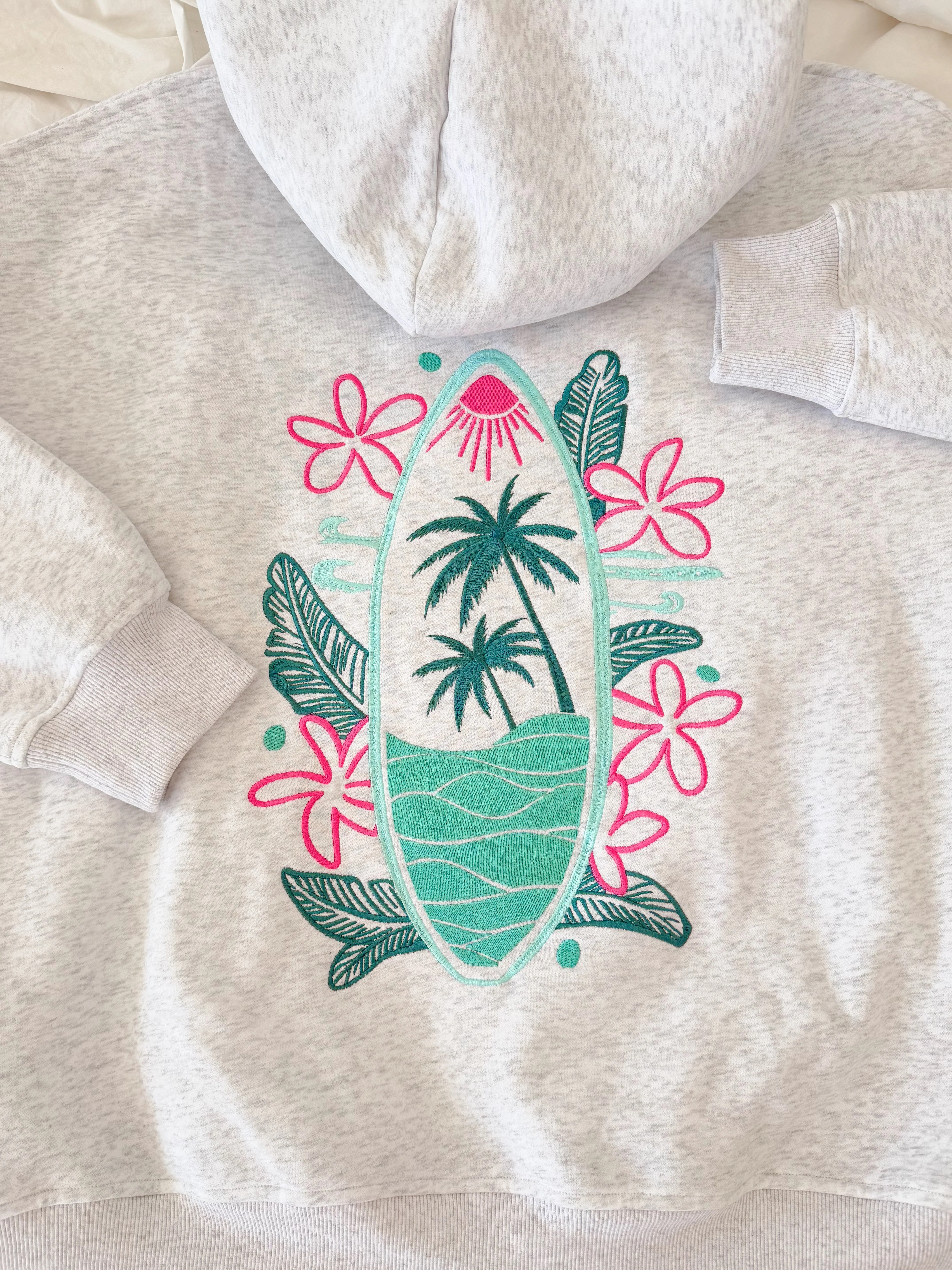 Pearl Grey Surfing The Waves Embroider Hoodie - Image 7