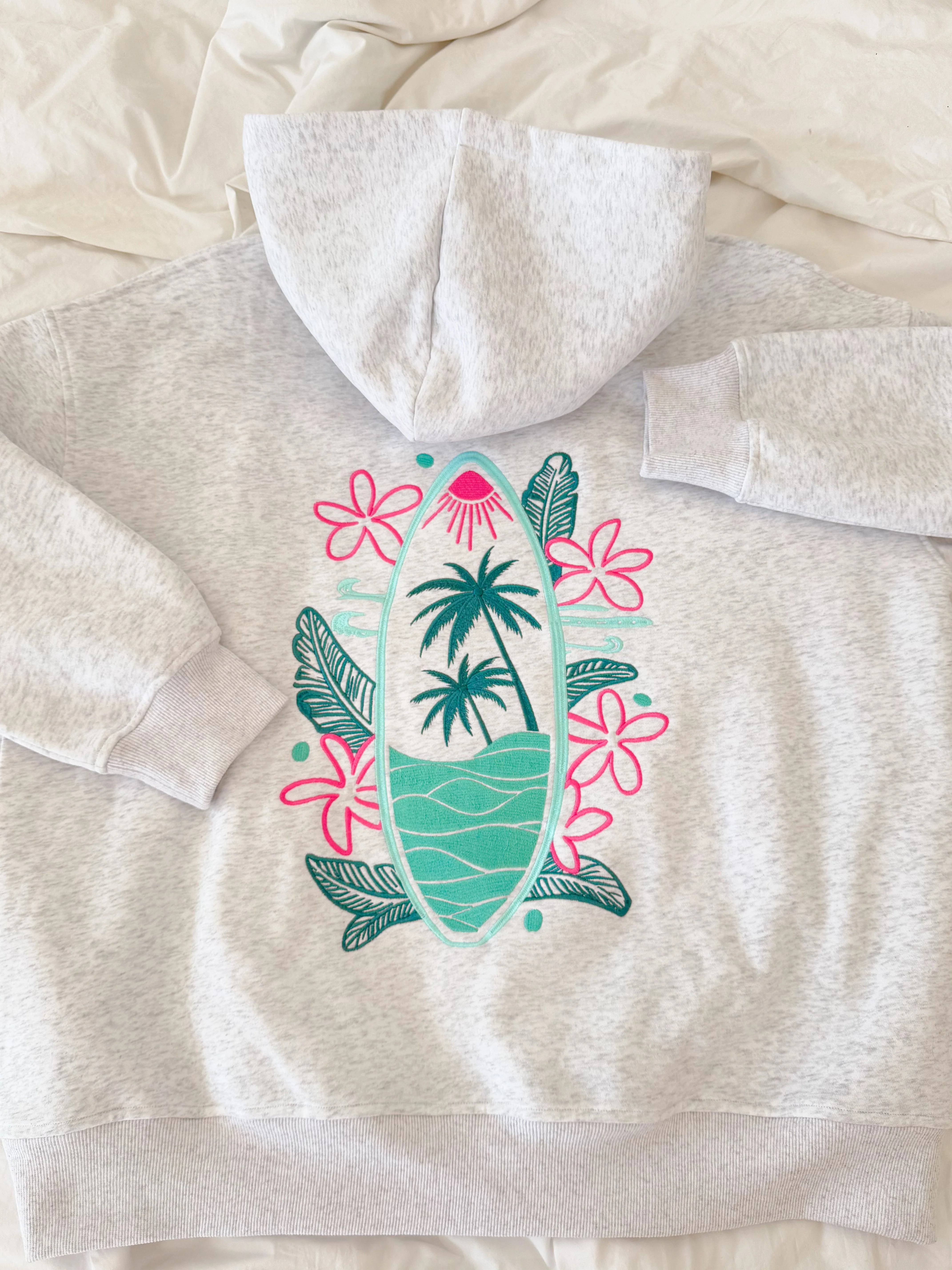 Pearl Grey Surfing The Waves Embroider Hoodie - Image 9