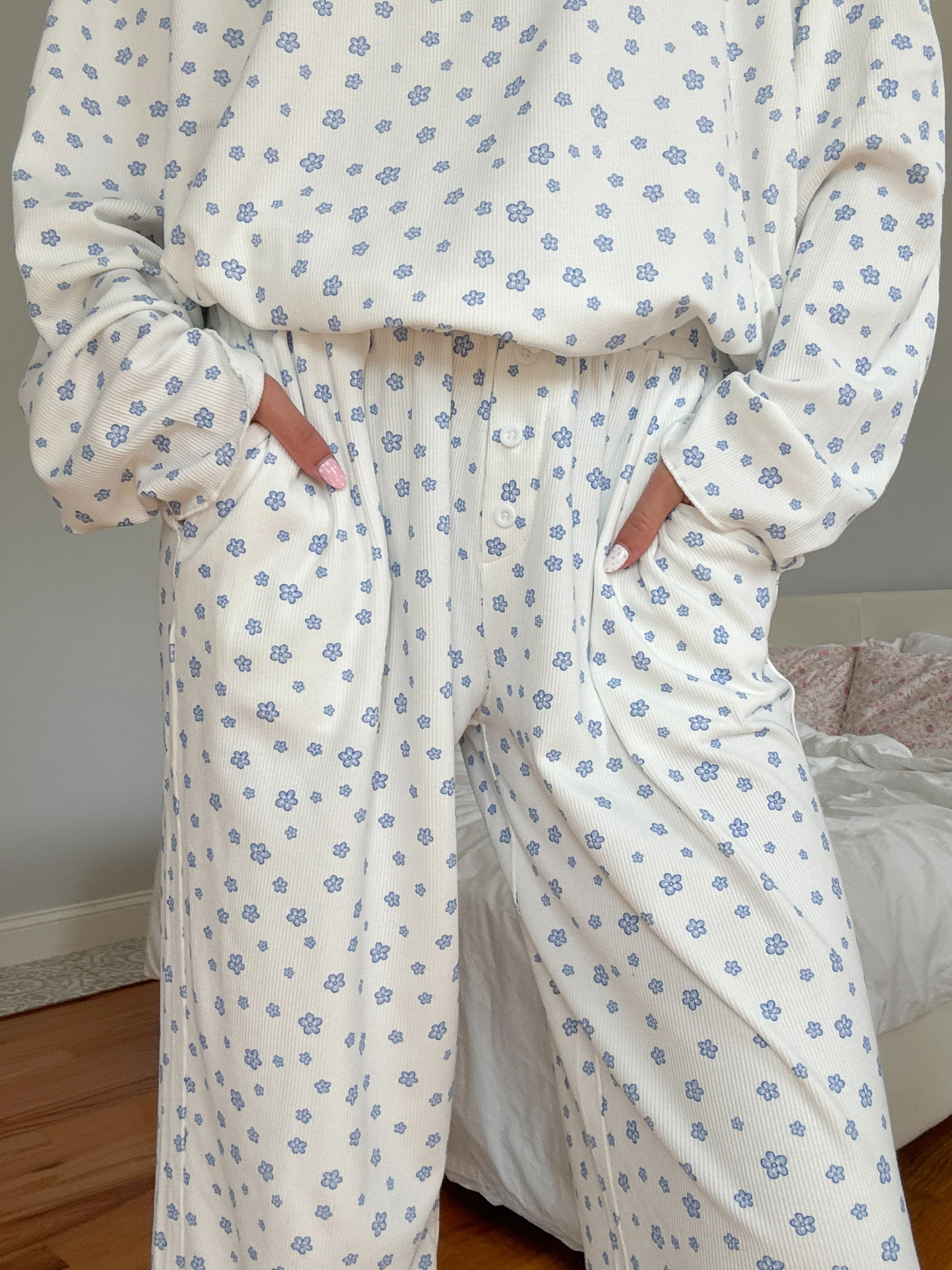 White Lilo Blue Floral Pajama Pants - Image 2