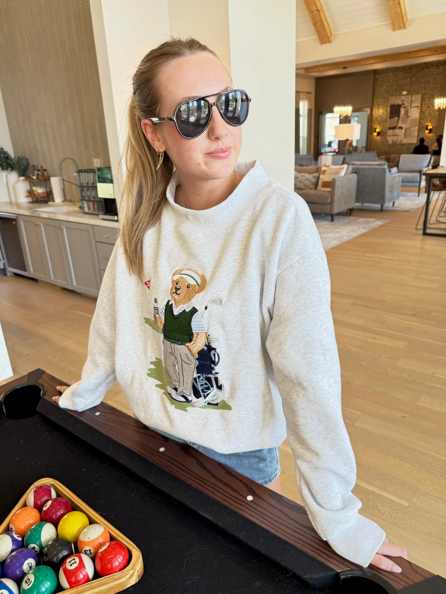 Peal Grey Old Fashion Teddy Bear Golf Embroider Mockneck Sweatshirt - Image 7